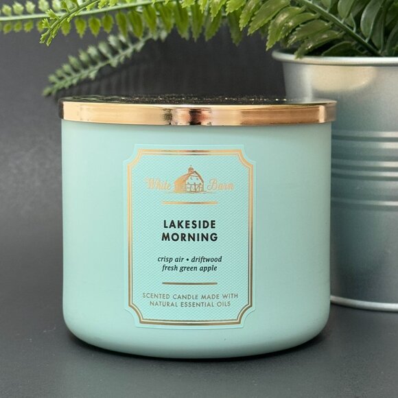 BBW Lakeside Morning White Barn Bath & Body Works 3 Wick Candle - Picture 1 of 10
